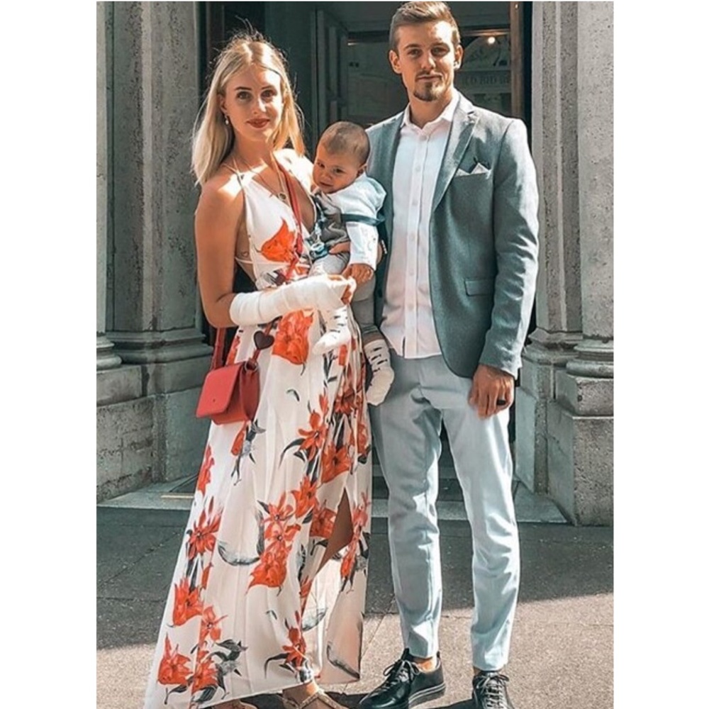 Deep V Backless Strappy White Floral Maxi Dress - Picture 13 of 14